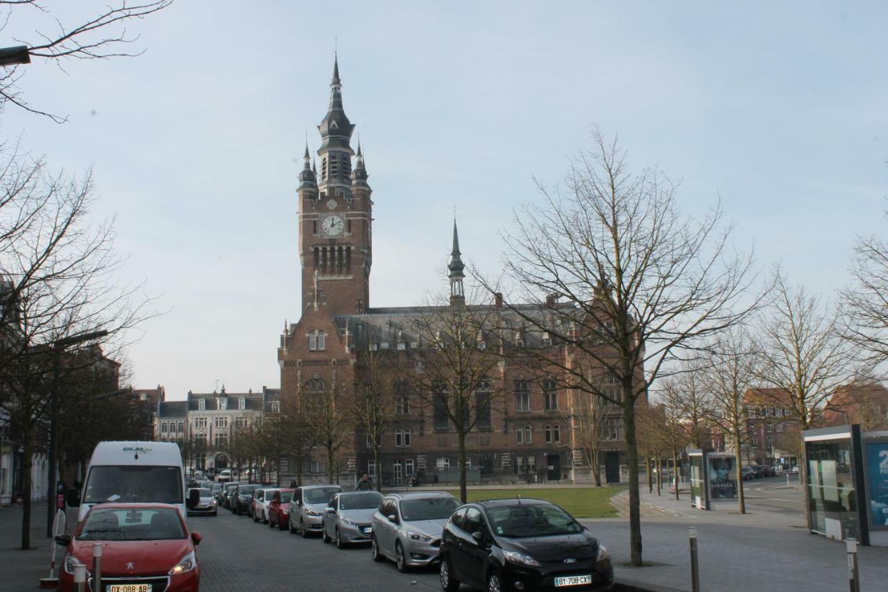 Les Chambres D'Hotes Du Fil Rouge Armentières Exteriör bild