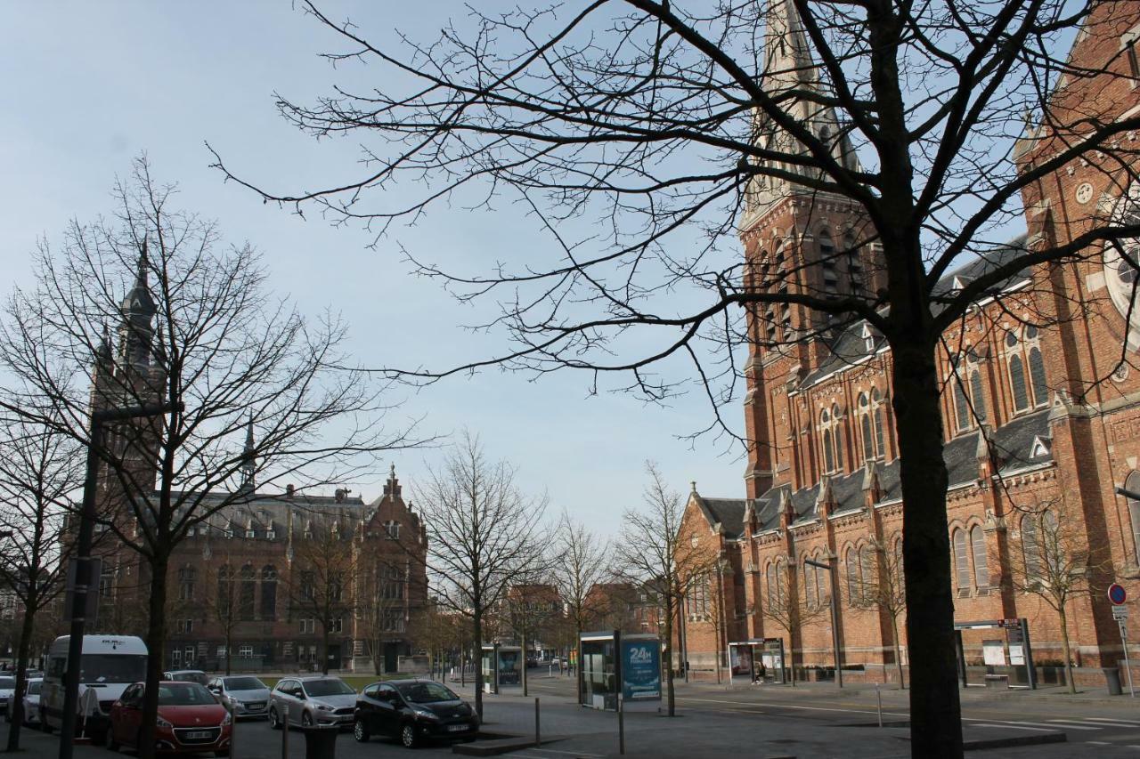 Les Chambres D'Hotes Du Fil Rouge Armentières Exteriör bild